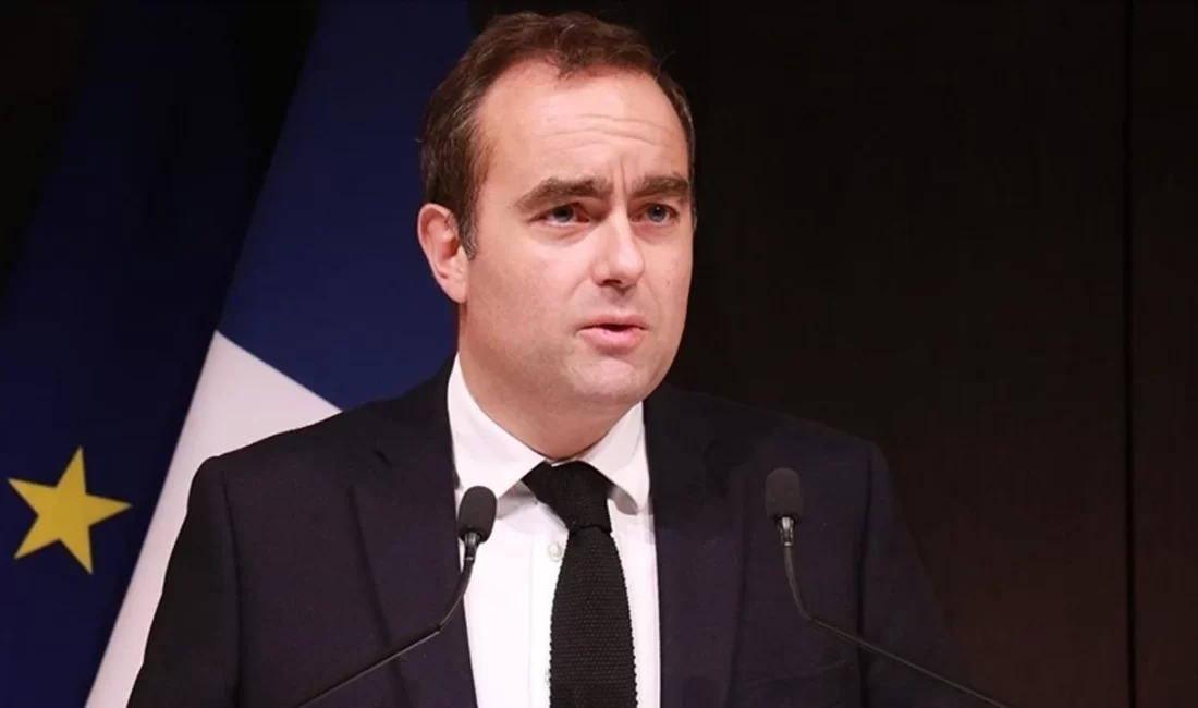   Fransa Başbakanı Sebastien Lecornu, göreve başlamasının üzerinden yalnızca bir