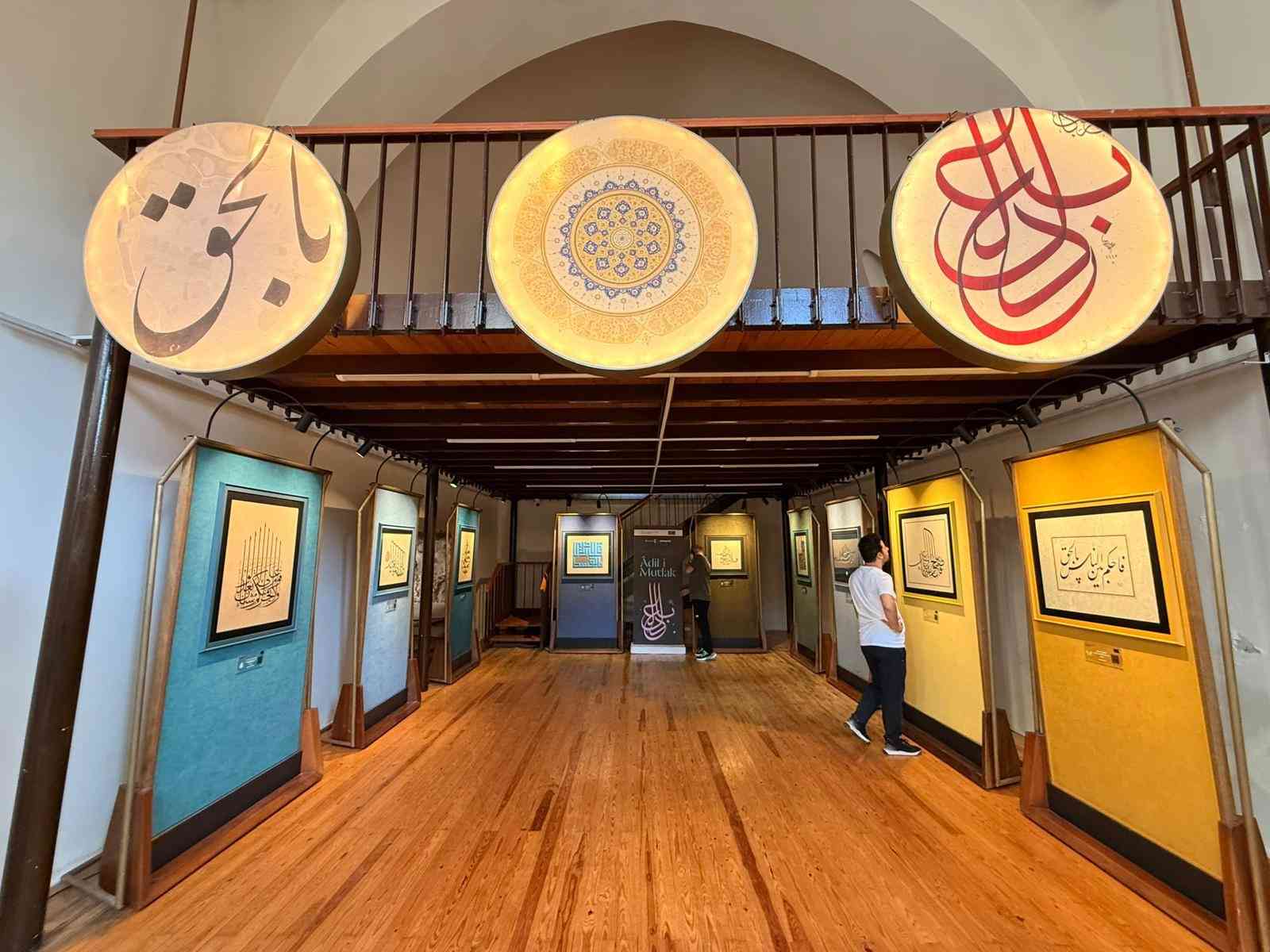 &nbsp; Albayrak Grubu’nun geleneksel hat sanatını yaşatma ve yaygınlaştırma amacıyla