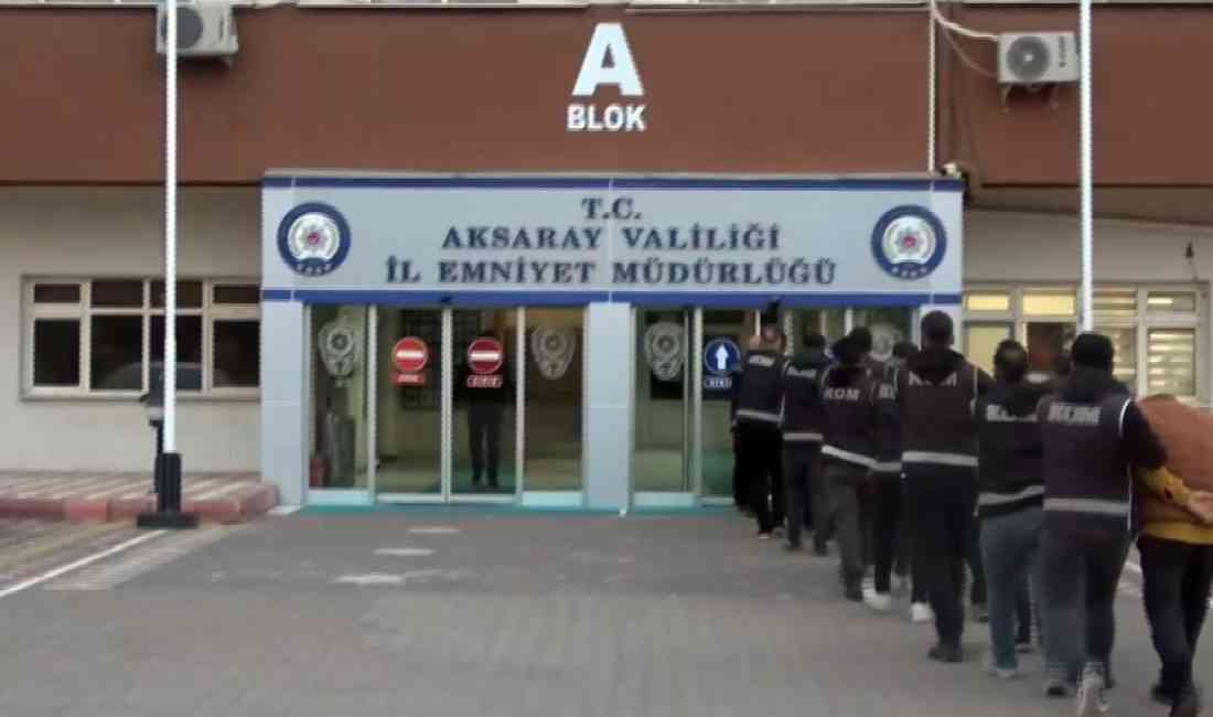 Aksaray’da FETÖ/PDY’ye yönelik düzenlenen operasyonda gözaltına alınan 10 kişiden 1’i