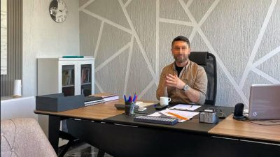   Antalya’da sosyal medya üzerinden ev tadilatı ilanı verip, var