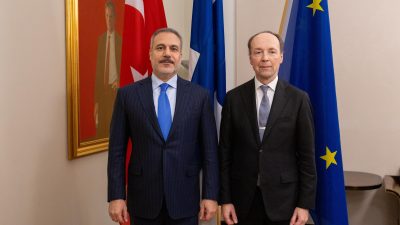 Dışişleri Bakanı Hakan Fidan, resmi temaslarda bulunmak üzere gittiği Finlandiya’nın