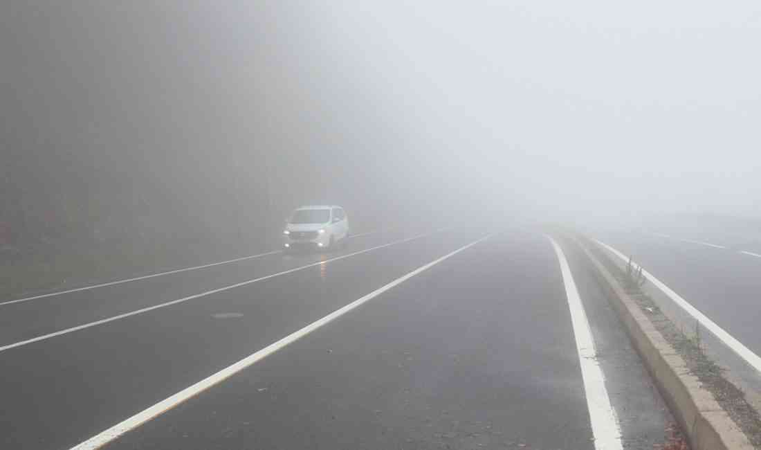 &nbsp; Bolu Dağı’nda Sürücüler Zor Anlar Yaşadı Bolu Dağı’nda, D-100