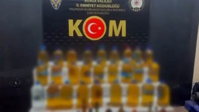 Bursa’da polis ekiplerinin düzenlediği operasyonda, bir evde 227 litre sahte