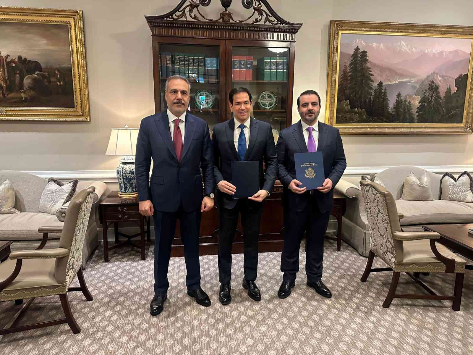 Dışişleri Bakanı Hakan Fidan, ABD ziyareti kapsamında Beyaz Saray‘da ABD