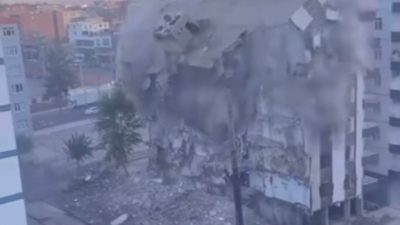   Diyarbakır’ın Bağlar ilçesinde, 6 Şubat depremlerinde ağır hasar aldığı