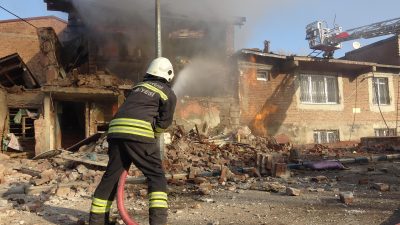 Yakutiye’de Patlama ve Tahliyeler Erzurum’un Yakutiye ilçesi Rabiaana Mahallesi’nde, doğal