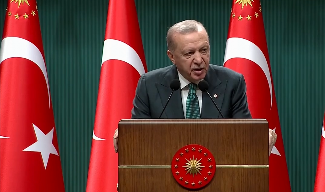   Cumhurbaşkanı Recep Tayyip Erdoğan, Cumhurbaşkanlığı Külliyesi’nde gerçekleştirilen Kabine Toplantısı’nın