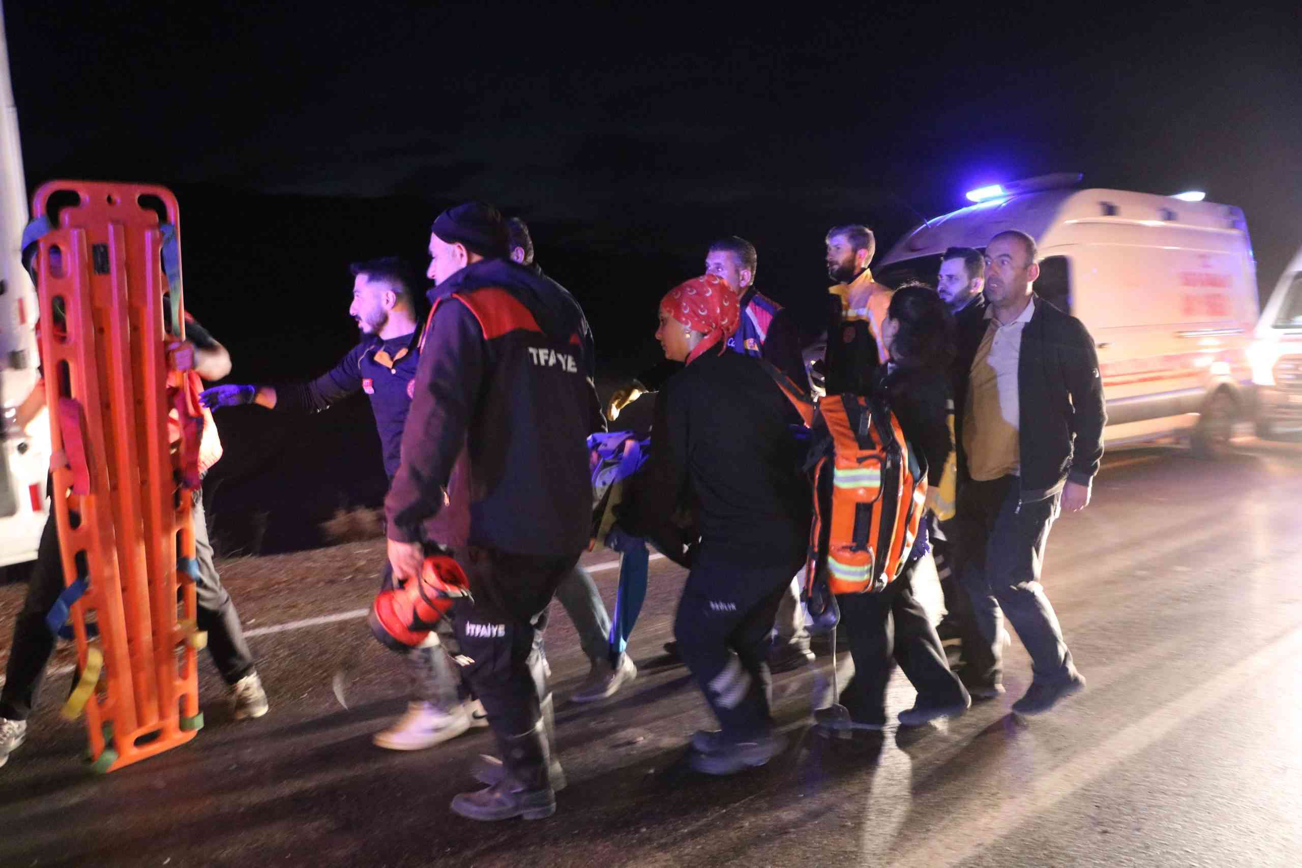 &nbsp; Yüksekova-Şemdinli Yolunda Trafik Kazası Meydana Geldi Hakkari’nin Yüksekova ilçesinde,