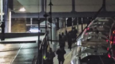   İngiltere’nin Huntingdon kentinde Doncaster’dan Londra King’s Cross istasyonuna giden