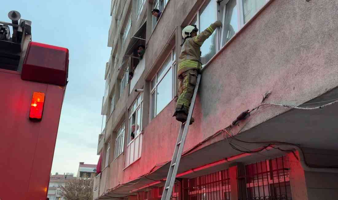 &nbsp; Gümüşpala Mahallesi’ndeki Evde 12 Yaşındaki Çocuk Korku Dolu Anlar