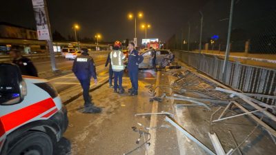   İstanbul Avcılar’da D-100 Karayolu üzerinde sürücüsünün direksiyon hâkimiyetini kaybettiği