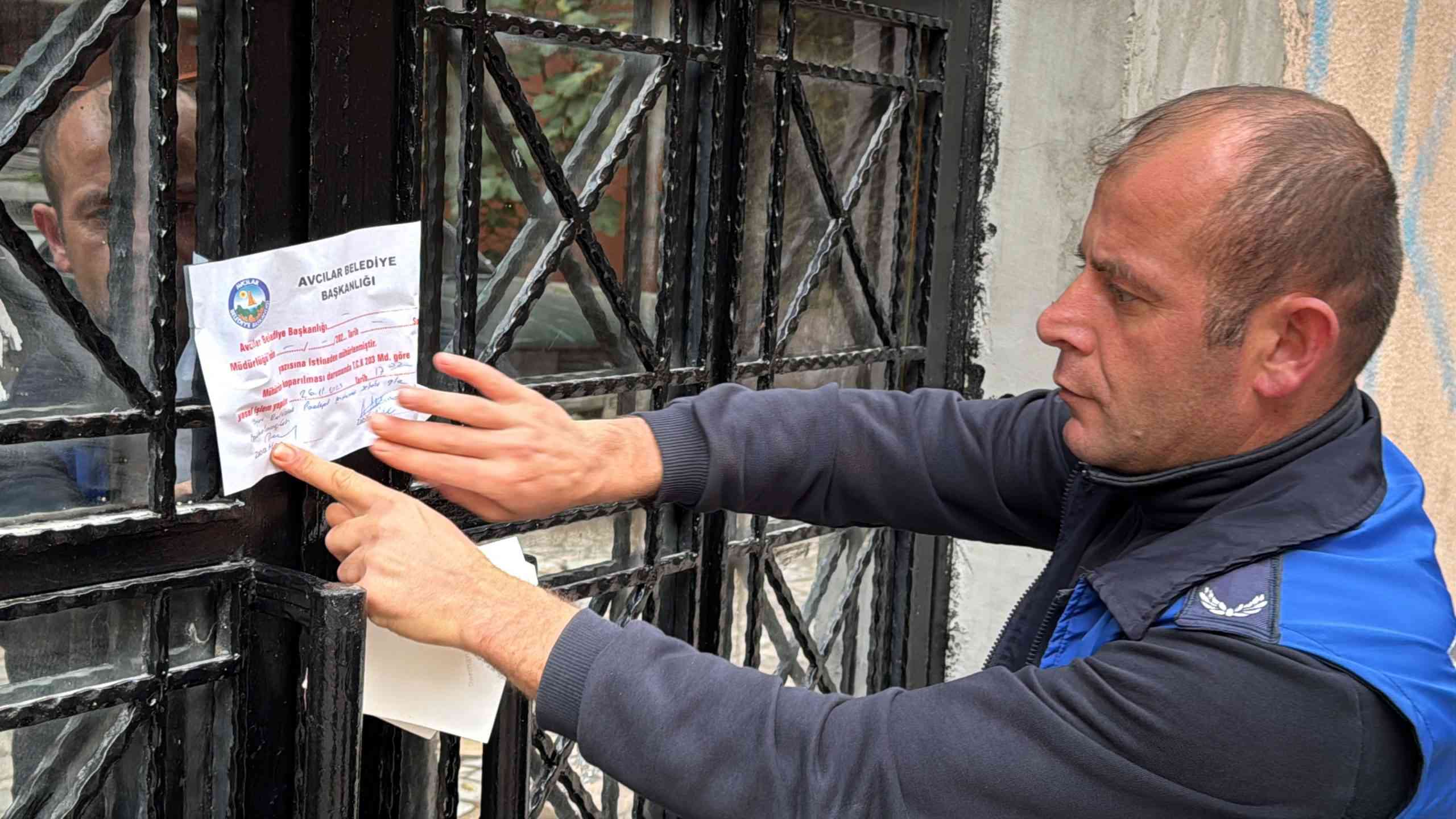 Zabıta Ekipleri Kaçak Üretim Yapan İmalathaneyi Denetledi Avcılar Belediyesi Zabıta