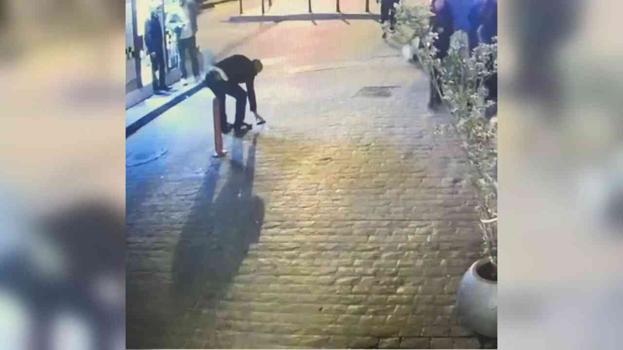 &nbsp; Düşen Telefonu Sahibine Teslim Etmek Yerine Çaldı, Cezaevine Gönderildi