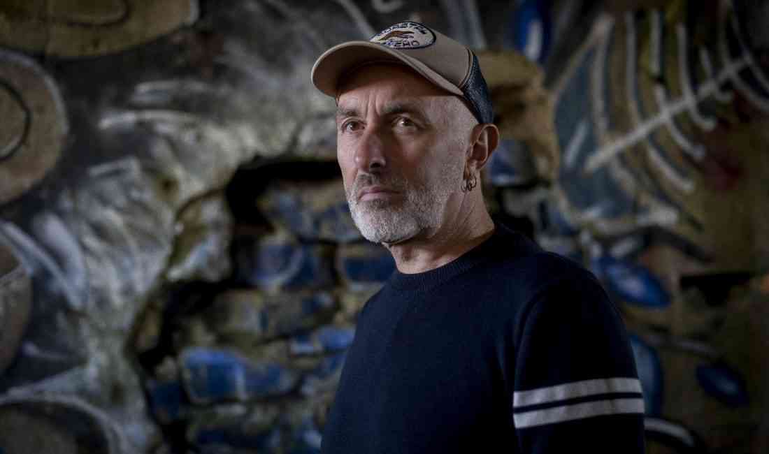 Dünyaca ünlü Fransız besteci, piyanist ve multi-enstrümantalist Yann Tiersen, uzun