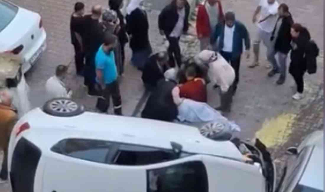 &nbsp; Otomobil Freni Tutmadı, Sokak Savaş Alanına Döndü Kağıthane’de, çocuklarını