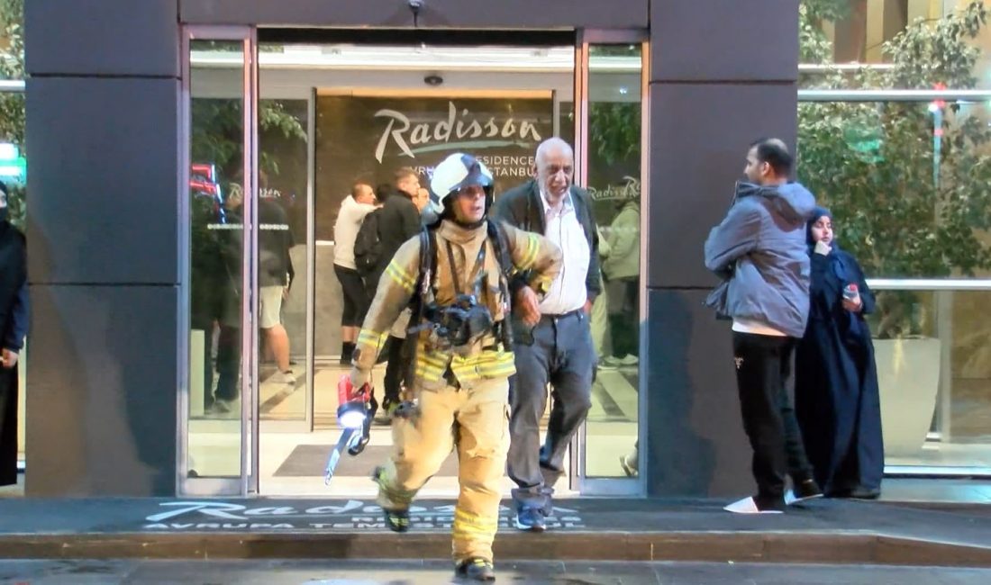   Giriş Katındaki Odada Çıkan Yangın Kısa Sürede Söndürüldü İstanbul