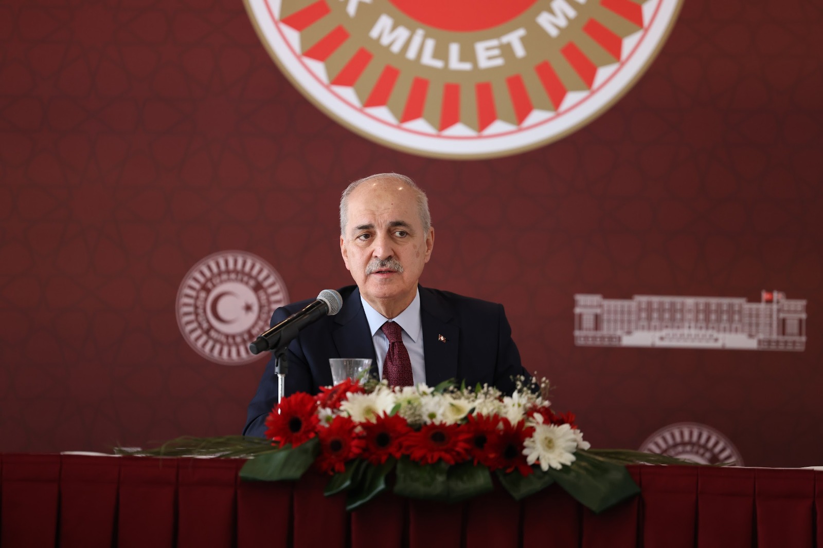 Türkiye Büyük Millet Meclisi (TBMM) Başkanı Numan Kurtulmuş, medya kuruluşlarının