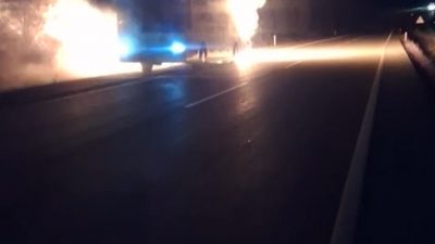   Karabük’ün Eskipazar ilçesinde seyir halindeyken motor kısmı alev alan