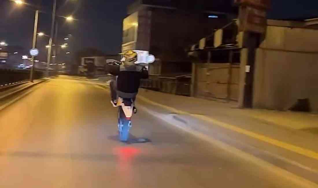 &nbsp; Yıldırım’da Trafik Tehlikeye Atıldı Bursa Yıldırım ilçesinde gece saatlerinde