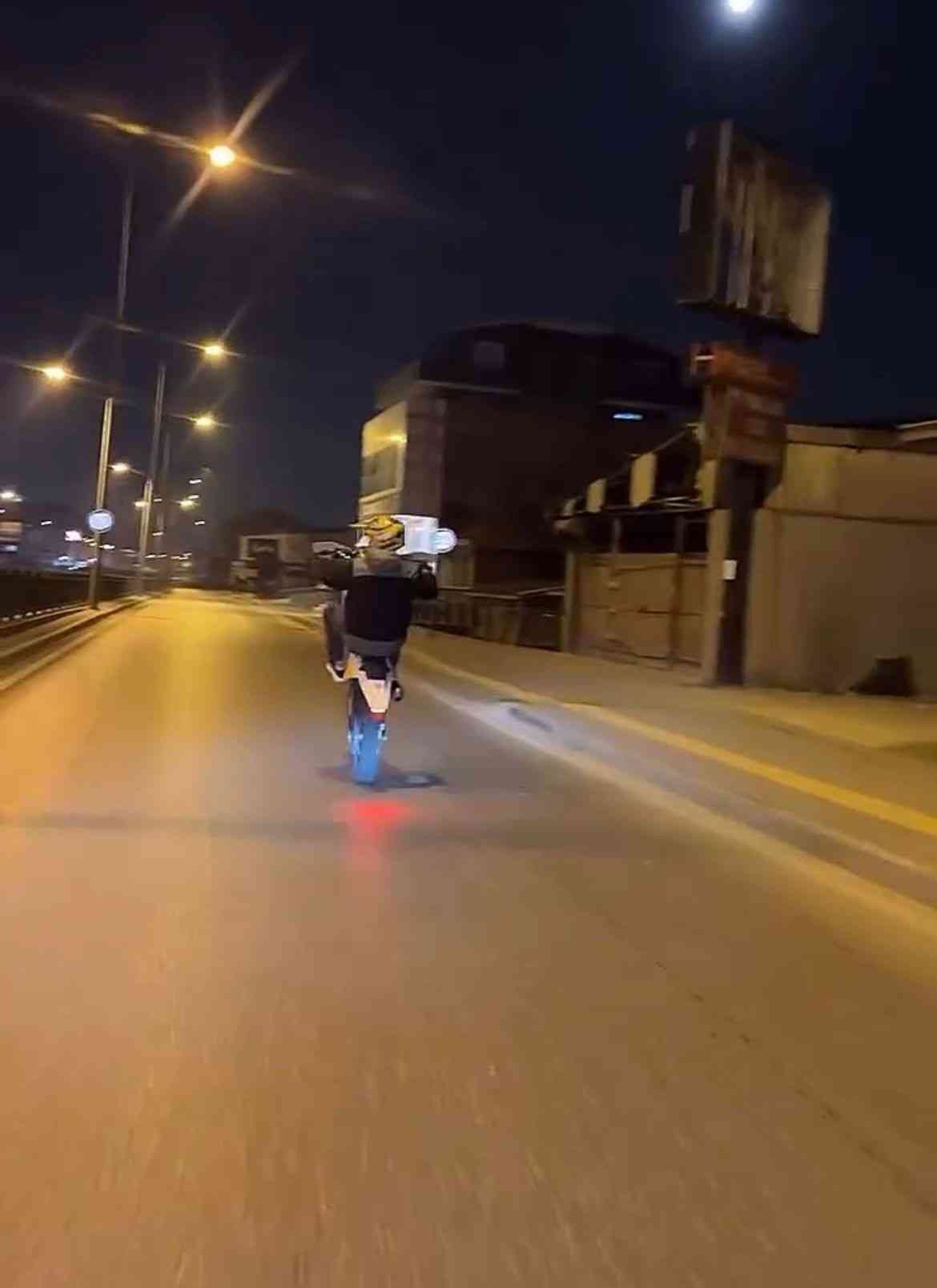 &nbsp; Yıldırım’da Trafik Tehlikeye Atıldı Bursa Yıldırım ilçesinde gece saatlerinde