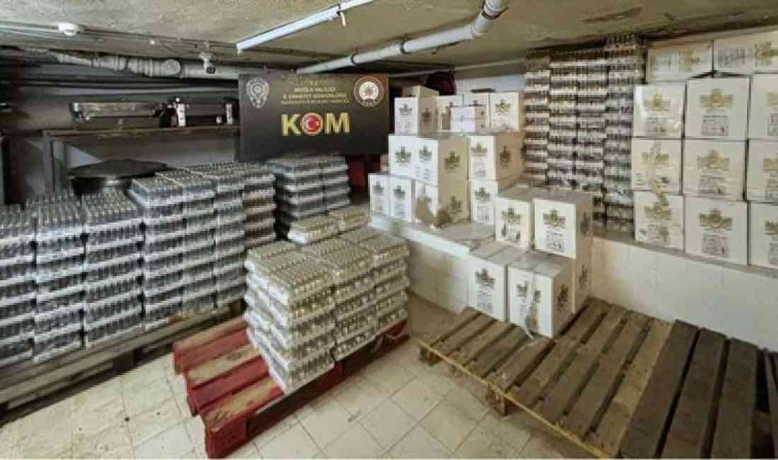 &nbsp; Muğla’da polisin düzenlediği operasyonlarda 1155 litre kaçak içki ele