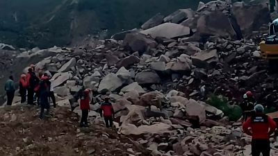 Ordu’nun Fatsa ilçesinde bir taş ocağı şantiyesinde meydana gelen göçükte,