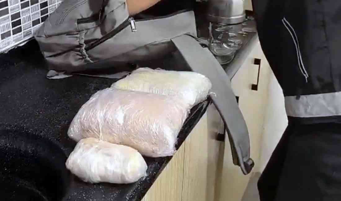 Yüreğir’de Düzenlenen Operasyonda Yüklü Miktarda Uyuşturucu Madde Bulundu Adana’nın Yüreğir