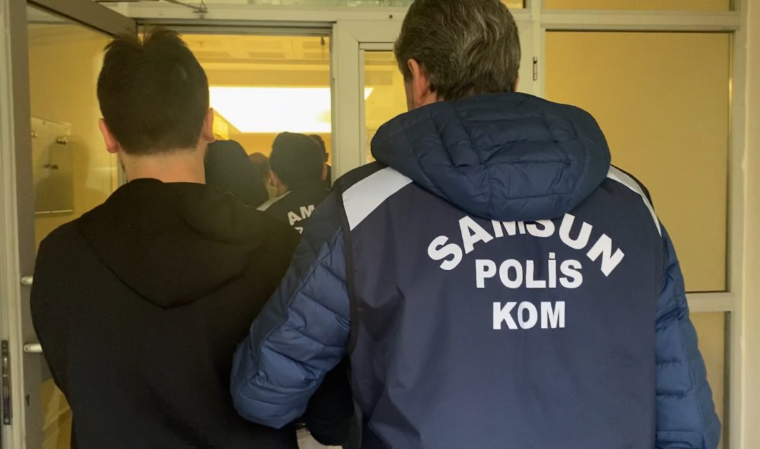   Samsun’da FETÖ/PDY’ye yönelik düzenlenen operasyonda 2’si ihraç öğretmen olmak