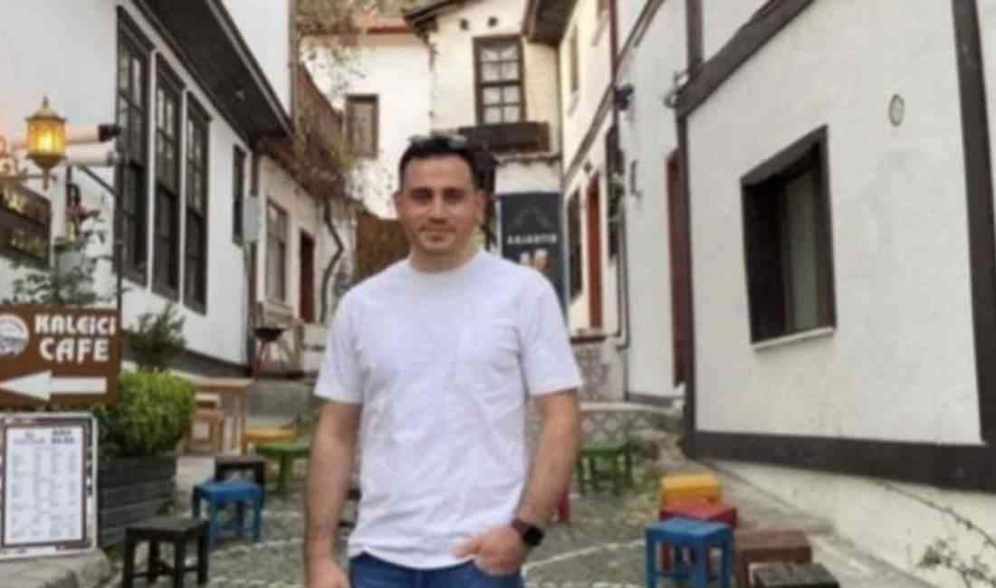 &nbsp; Şehidin Babaevine Türk Bayrağı Asıldı Azerbaycan’dan Türkiye’ye dönüş yapmak