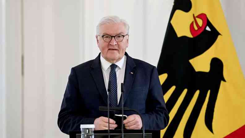&nbsp; Almanya Cumhurbaşkanı Frank-Walter Steinmeier, Federal Ordu’nun 70’inci kuruluş yıl