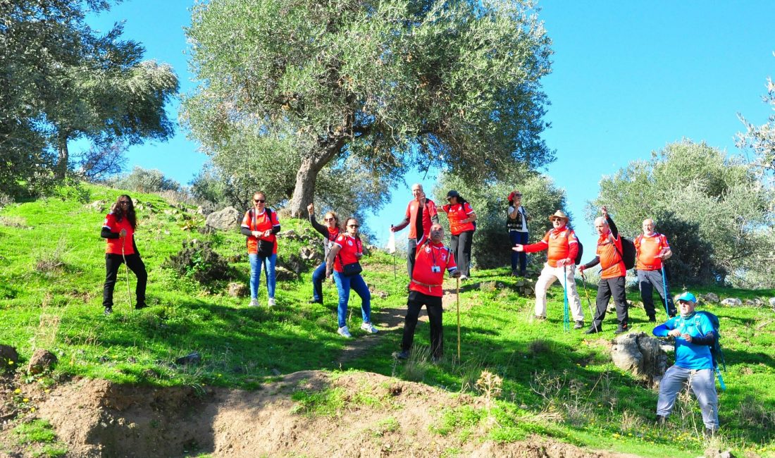   Manisa’da yaşayan emekli orman yüksek mühendisi Abdulkadir Hasbutçu (79),