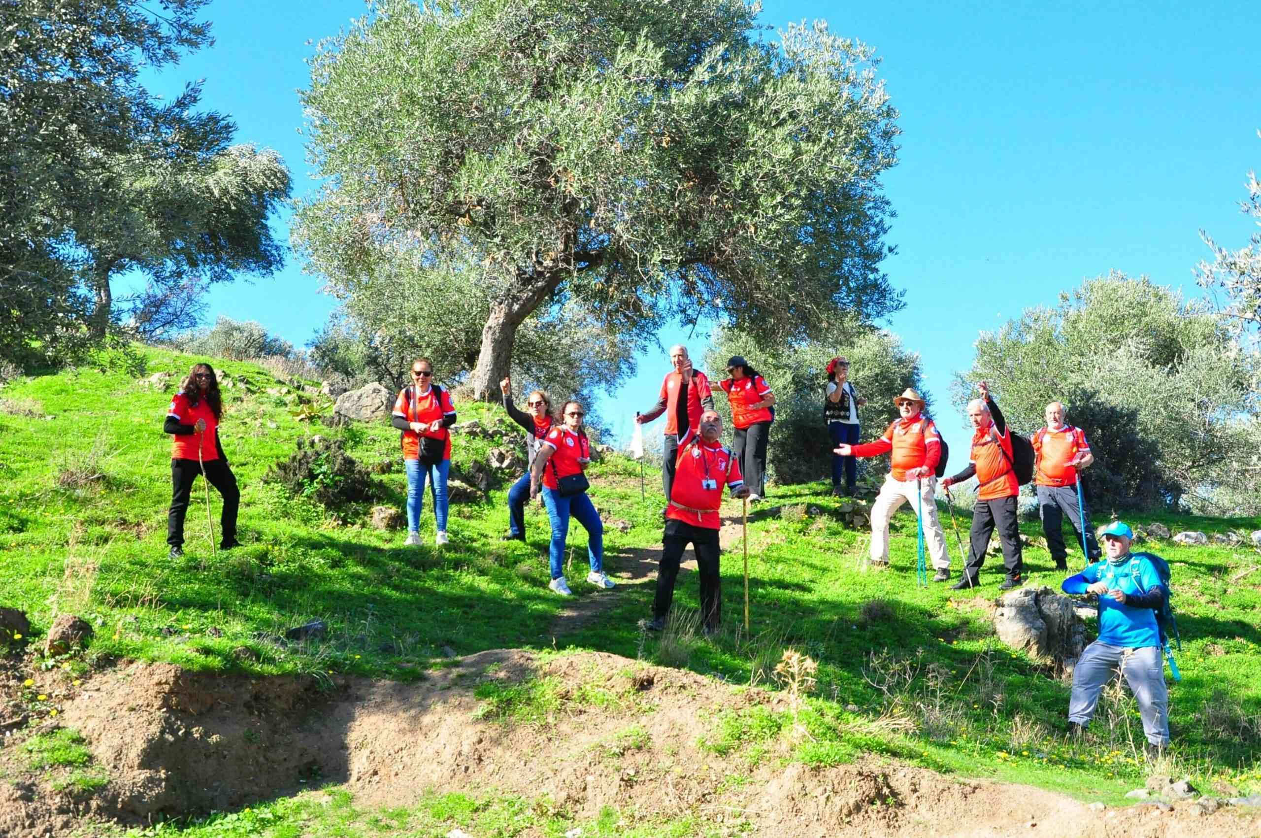 &nbsp; Manisa’da yaşayan emekli orman yüksek mühendisi Abdulkadir Hasbutçu (79),