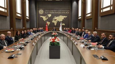 Cumhurbaşkanlığı İletişim Başkanı Burhanettin Duran, Türkiye Basın Federasyonu (TBF) Genel