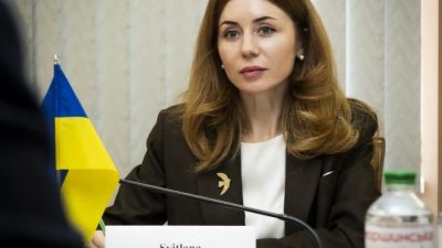   Yolsuzluk Soruşturması Sonucu Enerji Bakanı Görevden Alındı Ukrayna Parlamentosu,