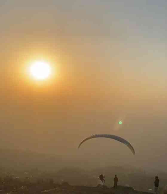 &nbsp; Düziçi’nde Yamaç Paraşütçüsü Kalkışta Kayaya Çarparak Düştü Osmaniye’nin Düziçi