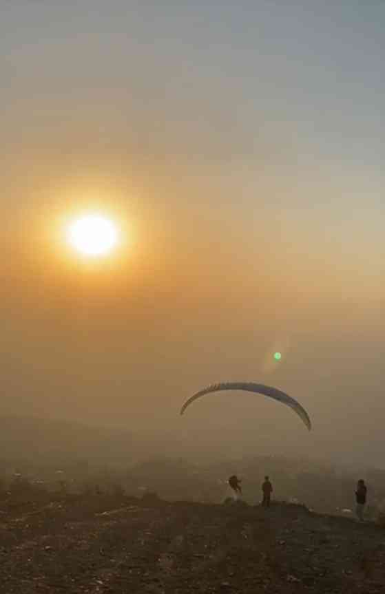 &nbsp; Düziçi’nde Yamaç Paraşütçüsü Kalkışta Kayaya Çarparak Düştü Osmaniye’nin Düziçi