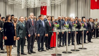 Prof. Dr. Zülfikar Bayraktar Milletlerin tarihinde bazı günler vardır ki,