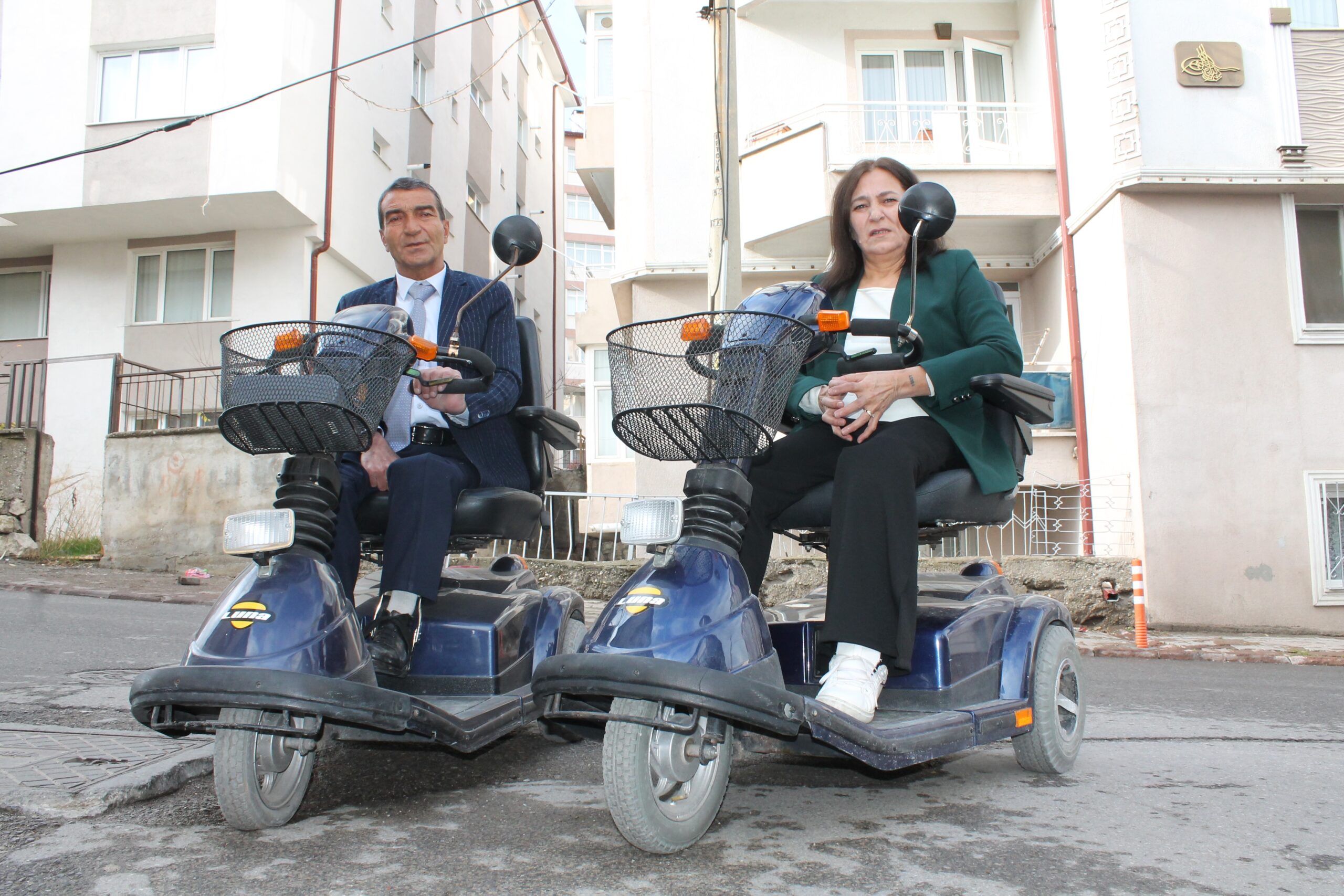 &nbsp; Halil ve Gülseren Geçkil, Engellilere Umut Oluyor Sivas’ta bedensel