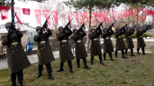 &nbsp; Dumlu’daki Yangında Şehit Düşen Askerler İçin Anma Programı Düzenlendi