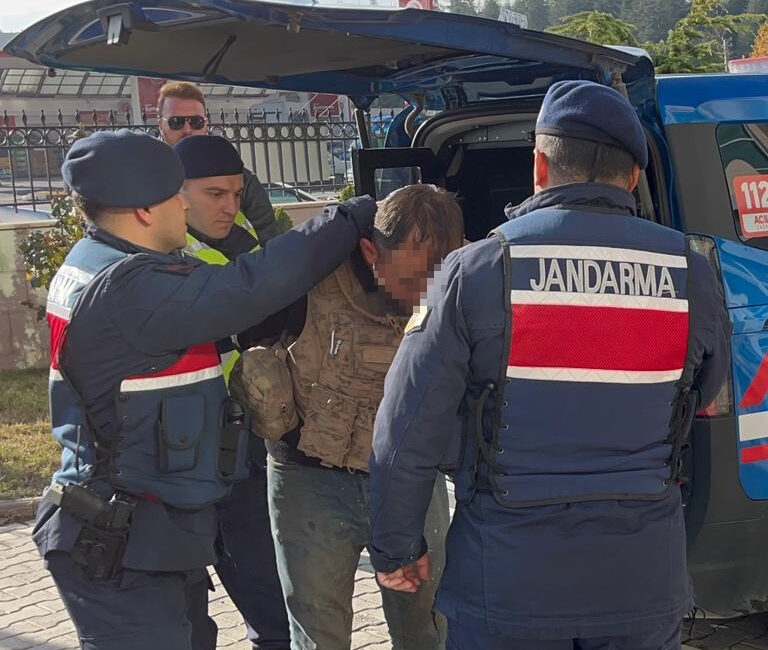 &nbsp; 7 Yaşındaki Oğlunun Gözleri Önünde Baba Vurularak Hayatını Kaybetti