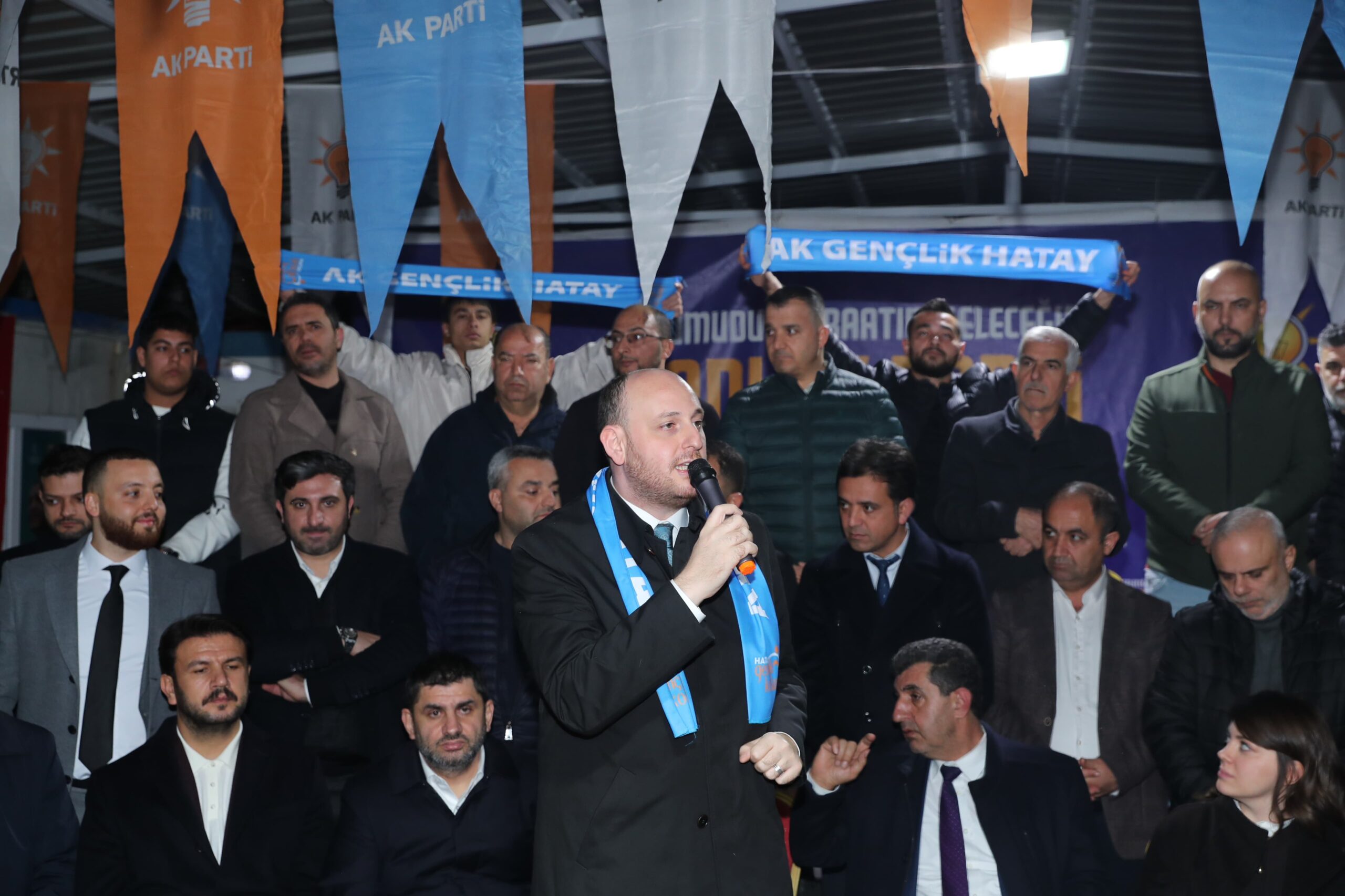 Büyükgümüş, Hatay’da Teşkilat Mensuplarıyla Bir Araya Geldi AK Parti Genel