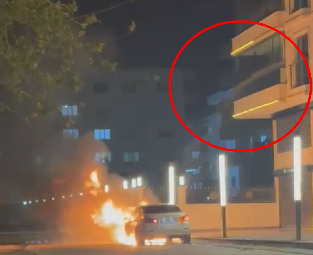 Nusaybin’de Motor Kısmı Tutuşan Araç Kullanılamaz Hale Geldi Mardin’in Nusaybin