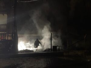 &nbsp; Alevler İki Dairede Hasara Yol Açtı Ankara’nın Altındağ ilçesinde