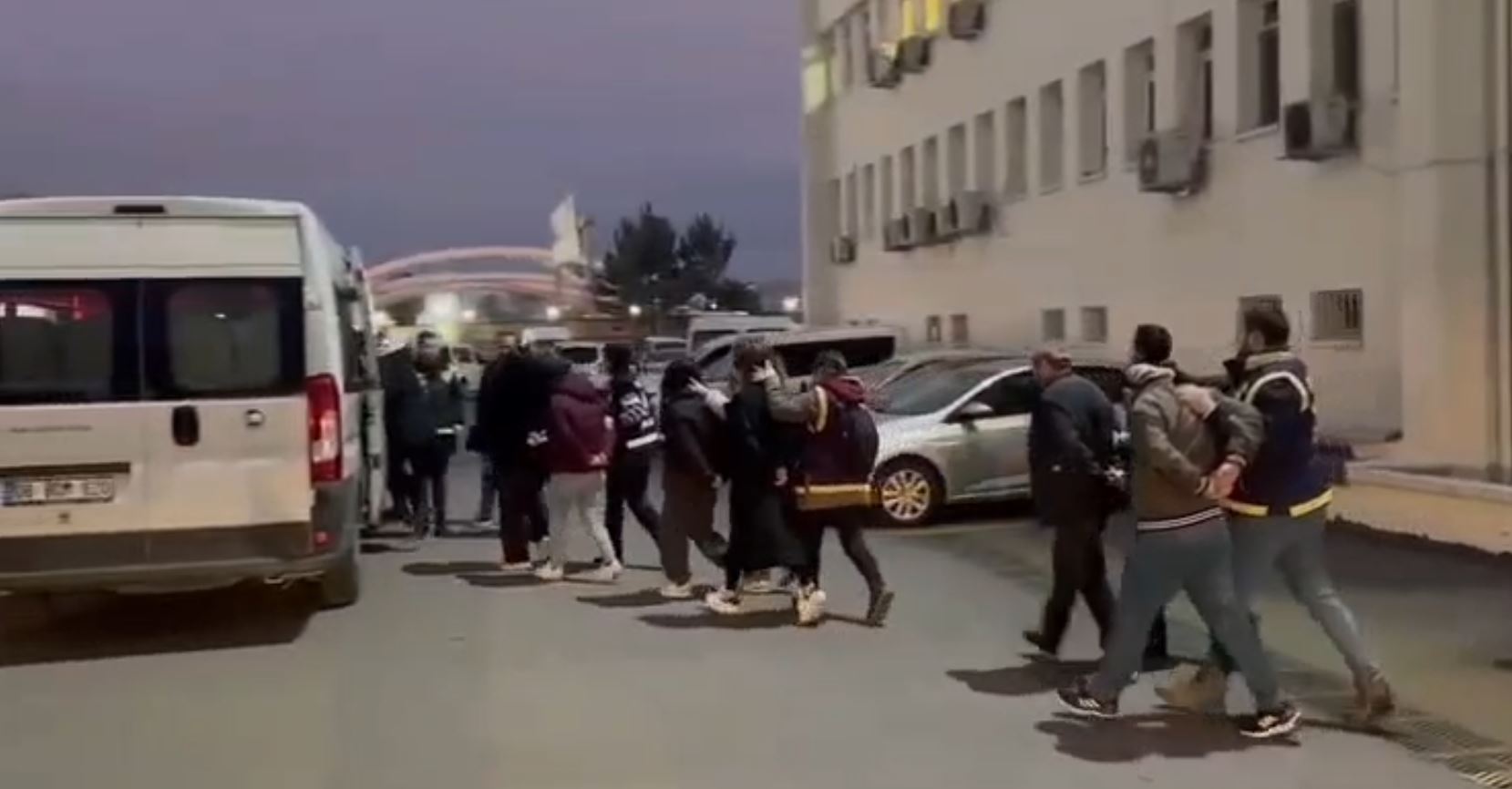 &nbsp; “Taciz” İddiasıyla Şantaj Yapıp Müşterileri Gasbettiler Ankara’da masaj salonu