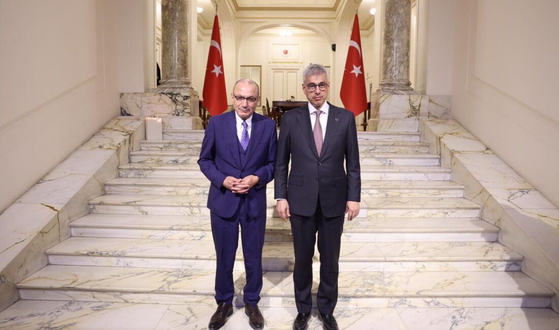 Bakan Memişoğlu, Mısır Başbakanı ile Birlikte Hastane Açılışına Katılarak Sağlık
