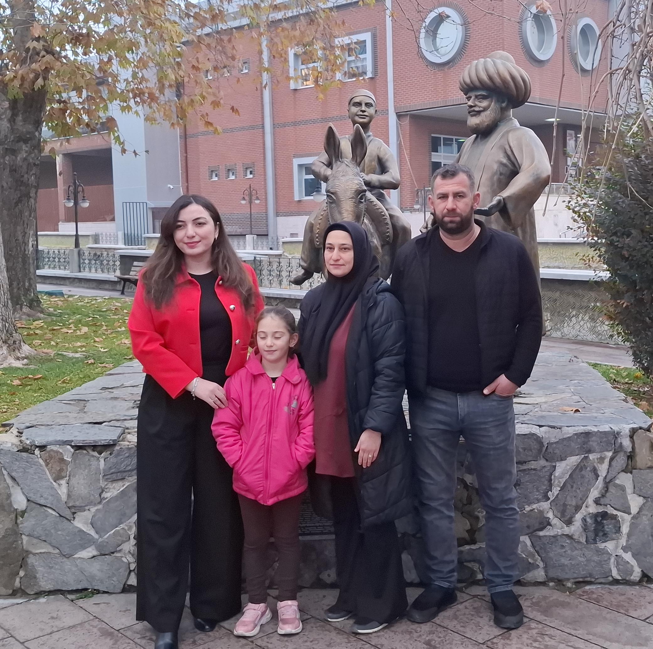 Akşehir’de Üzerlerine Beton Parçaları Düşen Baba ve Kızının Yaralanmasına İlişkin