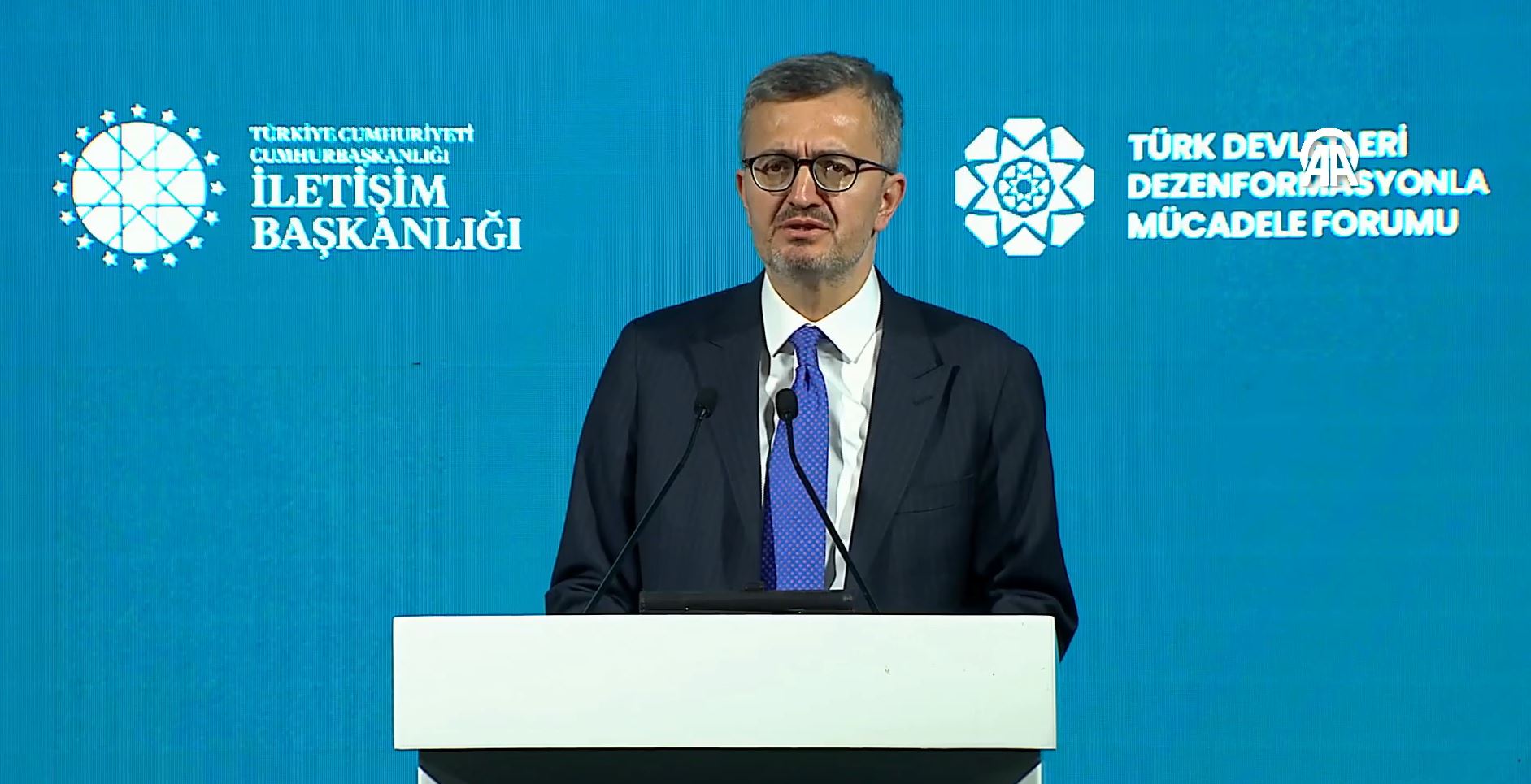 Türk Devletleri Dezenformasyonla Mücadele Forumu’nda konuşan İletişim Başkanı Burhanettin Duran,