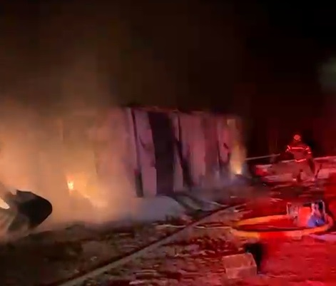 Sabah Saatlerinde Çıkan Yangın Paniğe Neden Oldu Bursa’nın Osmangazi ilçesinde,