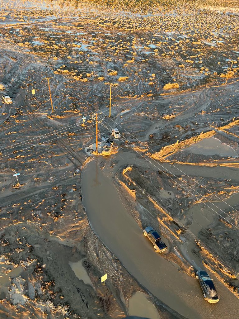Şiddetli Yağış ve Fırtınanın Etkisindeki Eyalette Hayat Durma Noktasına Geldi,