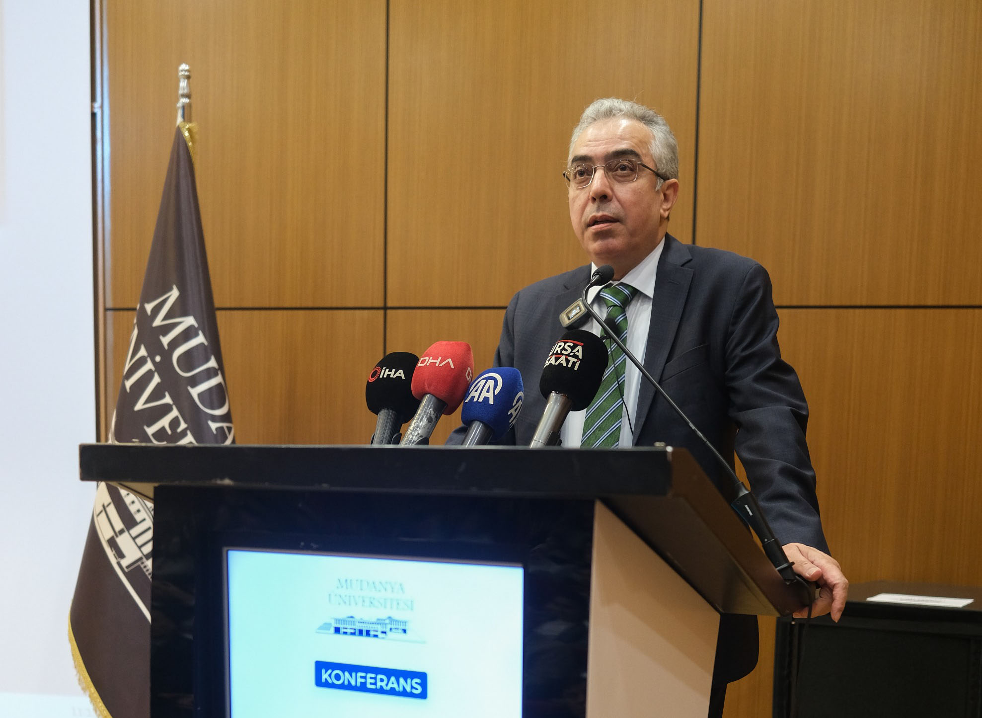 &nbsp; Cumhurbaşkanı Başdanışmanı ve Cumhurbaşkanlığı Hukuk Politikaları Kurulu Başkanvekili Mehmet